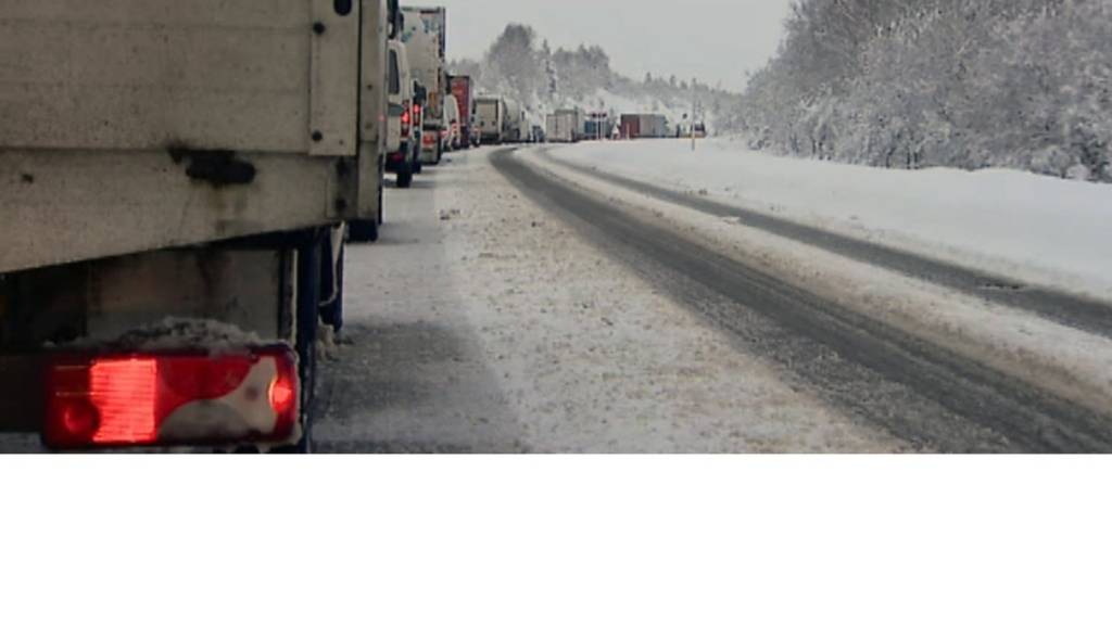 Queues of traffic on the A9