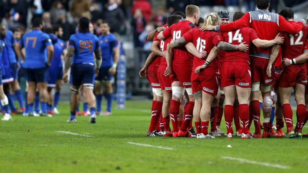 Wales' players celebrate