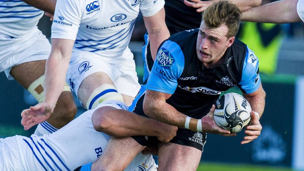 Glasgow Warriors' Stuart Hogg playing against Leinster