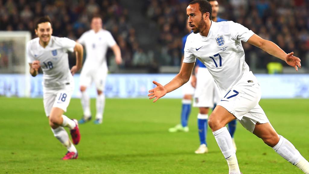 Andros Townsend celebrates