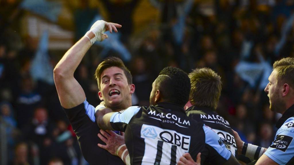 DTH van der Merwe celebrates his winning try