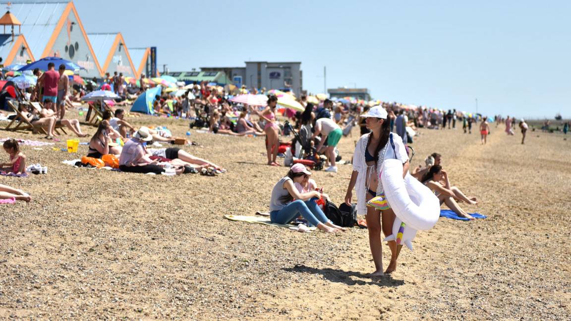 As it happened One in 75 people has Covid in England ONS BBC News