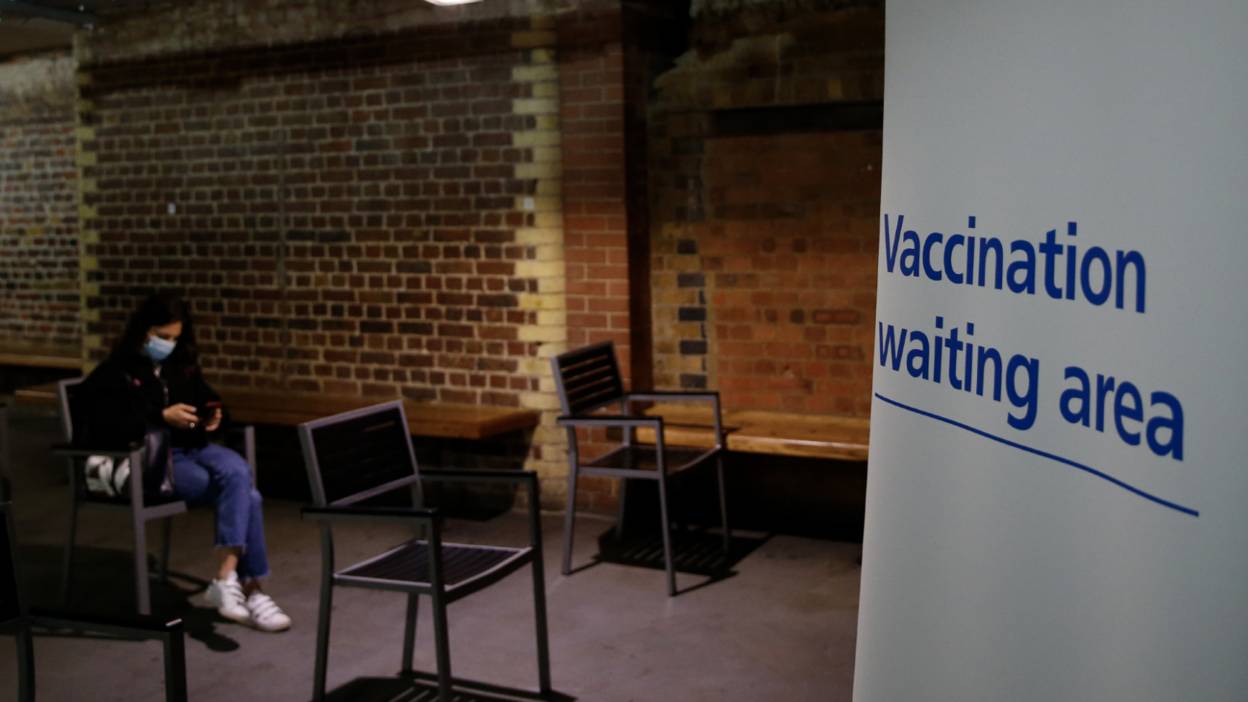 Covid 25 161 New Cases And Uk Falls Just Short Of Vaccine Landmark