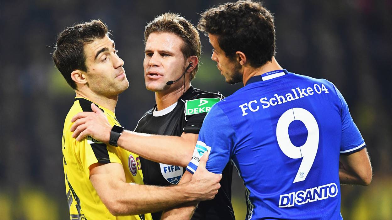 Dortmund & Schalke players square up