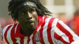 Ade Akinbiyi in action for Stoke