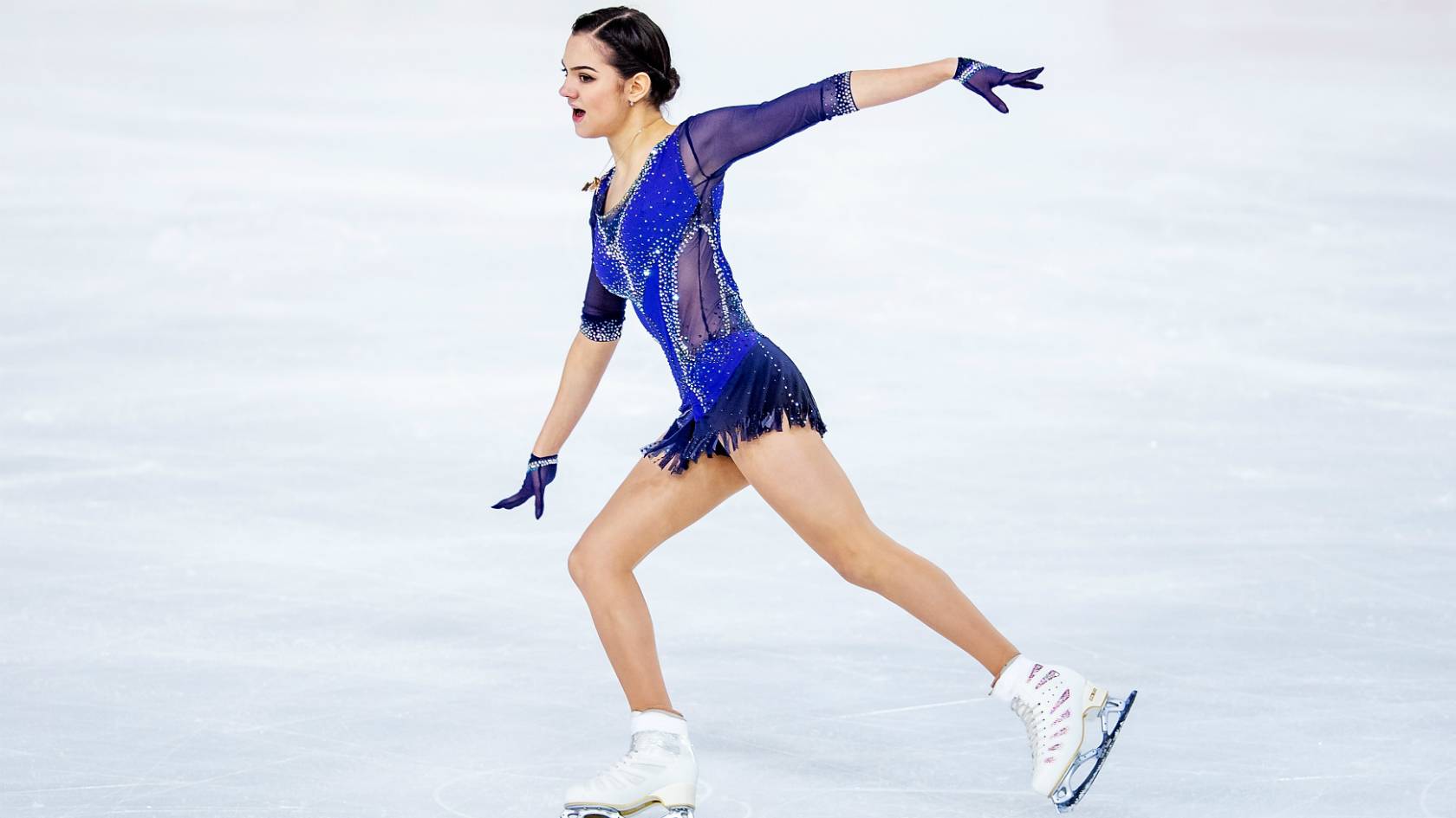 Watch the Women's Free Skating at the Figure Skating World