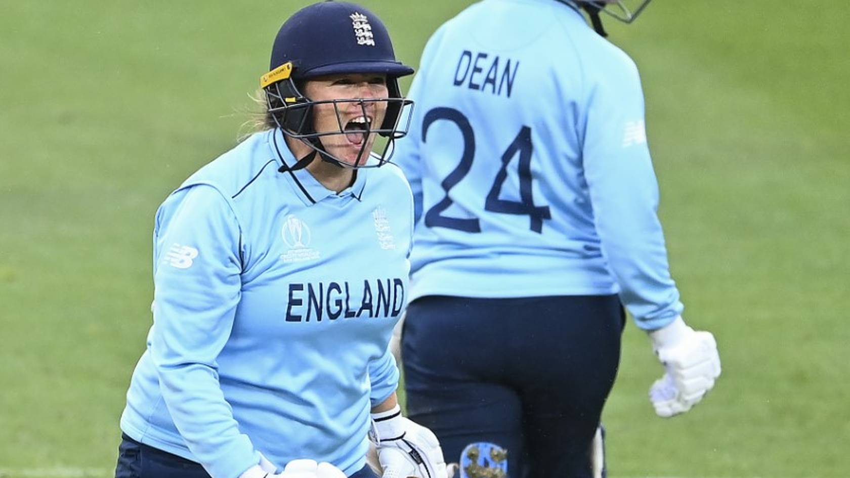 Women's Cricket World Cup LIVE New Zealand v England score, commentary