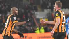 Late Estupinan goal sees Hull draw with Terriers