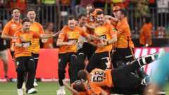 Scorchers beat Heat in thriller to win Big Bash