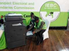 Maafisa wa IEBC