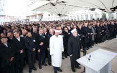 إقامة صلاة الغائب في إسطنبول على ضحايا الهجوم