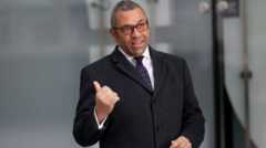 Джеймс Клеверли