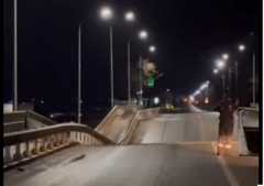 взорванный мост в Константиновке под Мелитополем