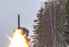 Russia, Ukraine, rocket