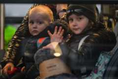 Украинские дети-беженцы на польской границе