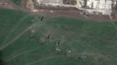 Ρυμουλκούμενο πυροβολικό έξω από τη Μαριούπολη