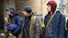 Ουκρανοί εθελοντές που εκπαιδεύονται για πόλεμο