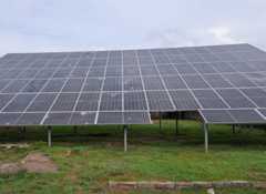 разрушенная солнечная панель