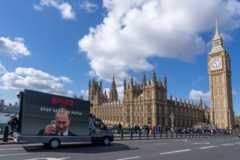 Акция против экспорта в Россию джина Beefeater