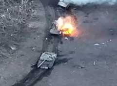 Российские танки, горящие в районе Синьковки