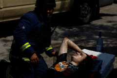 Раненая женщина