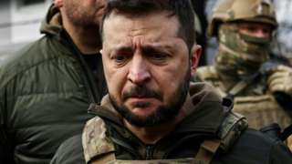 Zelensky speaks to the media in Bucha