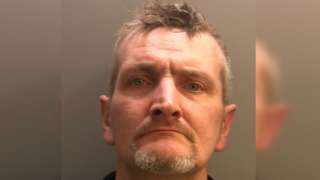 Mark Chapman mugshot