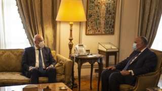 Yunanistan Dışişleri Bakanı Nikos Dendias ve Mısır Dışişleri Bakanı Sami Şükrü