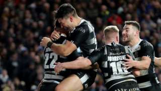 Hull celebrate Josh Bowden's try