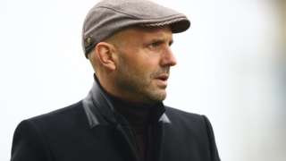 Paul Tisdale on the side lines