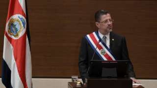 President Rodrigo Chaves takes office