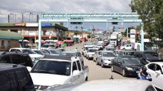 Vehicles at a border crossing between South Africa and Lesotho. File photo