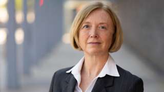 Dr Iona Collins