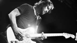 Foo Fighters guitarist Chris Shiflett