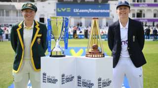 Australia captain Alyssa Healy and England skipper Heather Knight with the Women's Ashes series trophies