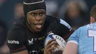 Maro Itoje in action for Saracens against Gloucester