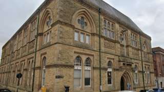 Blackburn Museum and Art Gallery