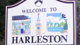 Harleston town sign
