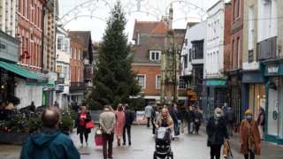 Winchester Christmas shoppers