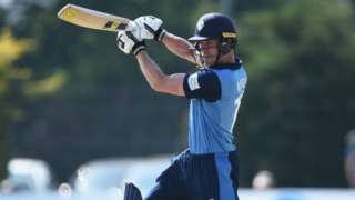 Luis Reece batting for Derbyshire
