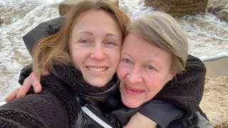 Hanna hugging her mum