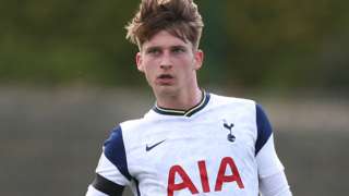 Dennis Cirkin in action for Tottenham Hotspur