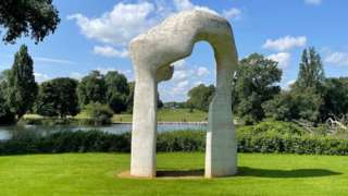 The Arch sculpture by Henry Moore in Kensington Gardens, London