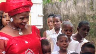 Lizben Agha with Igbo Jewish children