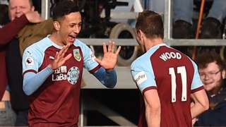 Burnley beat Wolves