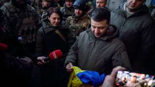 President Volodymyr Zelensky meets Ukrainian servicemen during his visit to Bakhmut