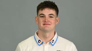 Sussex bowler Jack Carson signs a three-year contract extension to stay at the club.