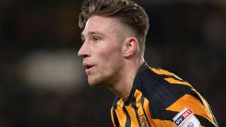 Angus MacDonald in action for Hull
