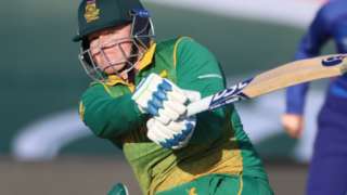 Lizelle Lee batting for South Africa