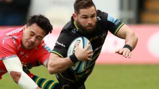 Cobus Reinach scores a try for Northampton